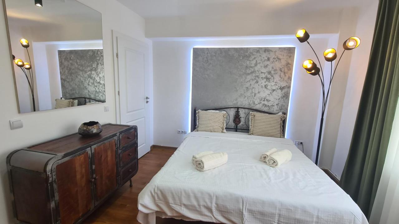 קלוז'-נאפוקה Main Square 5 Star Luxury Apartment With View מראה חיצוני תמונה