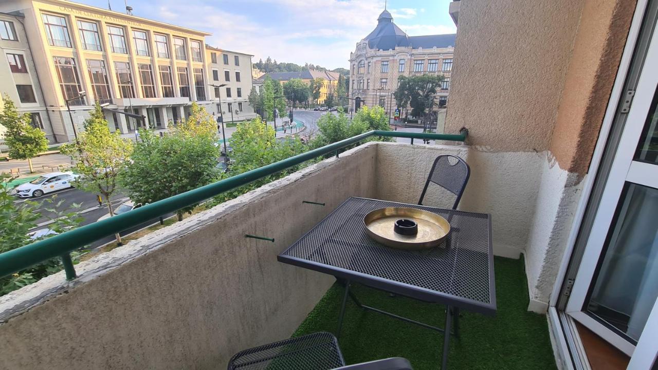 קלוז'-נאפוקה Main Square 5 Star Luxury Apartment With View מראה חיצוני תמונה