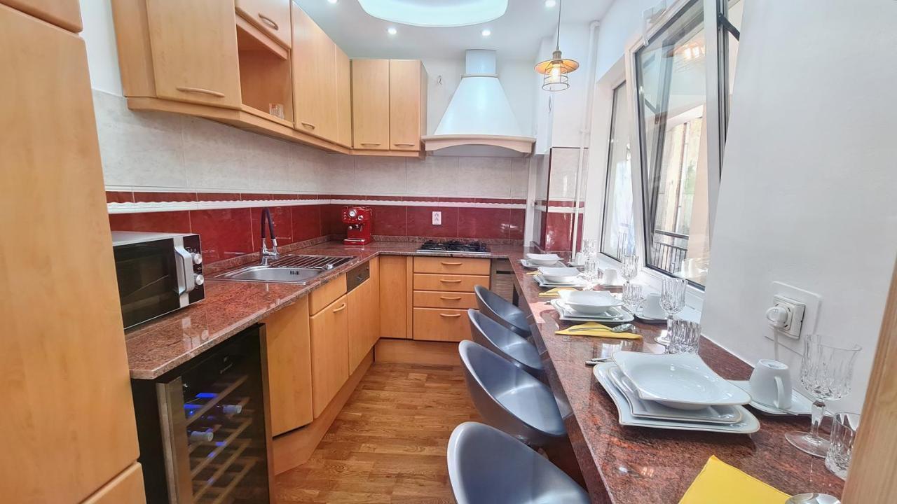 קלוז'-נאפוקה Main Square 5 Star Luxury Apartment With View מראה חיצוני תמונה